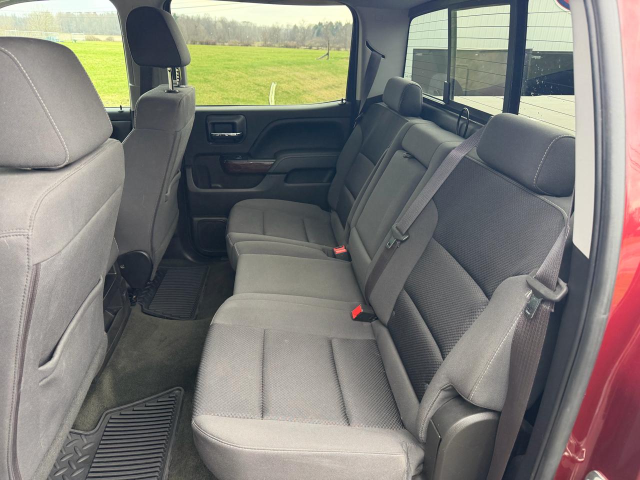 GMC Sierra 1500 4WD Crew Cab 143.5" SLE 2017