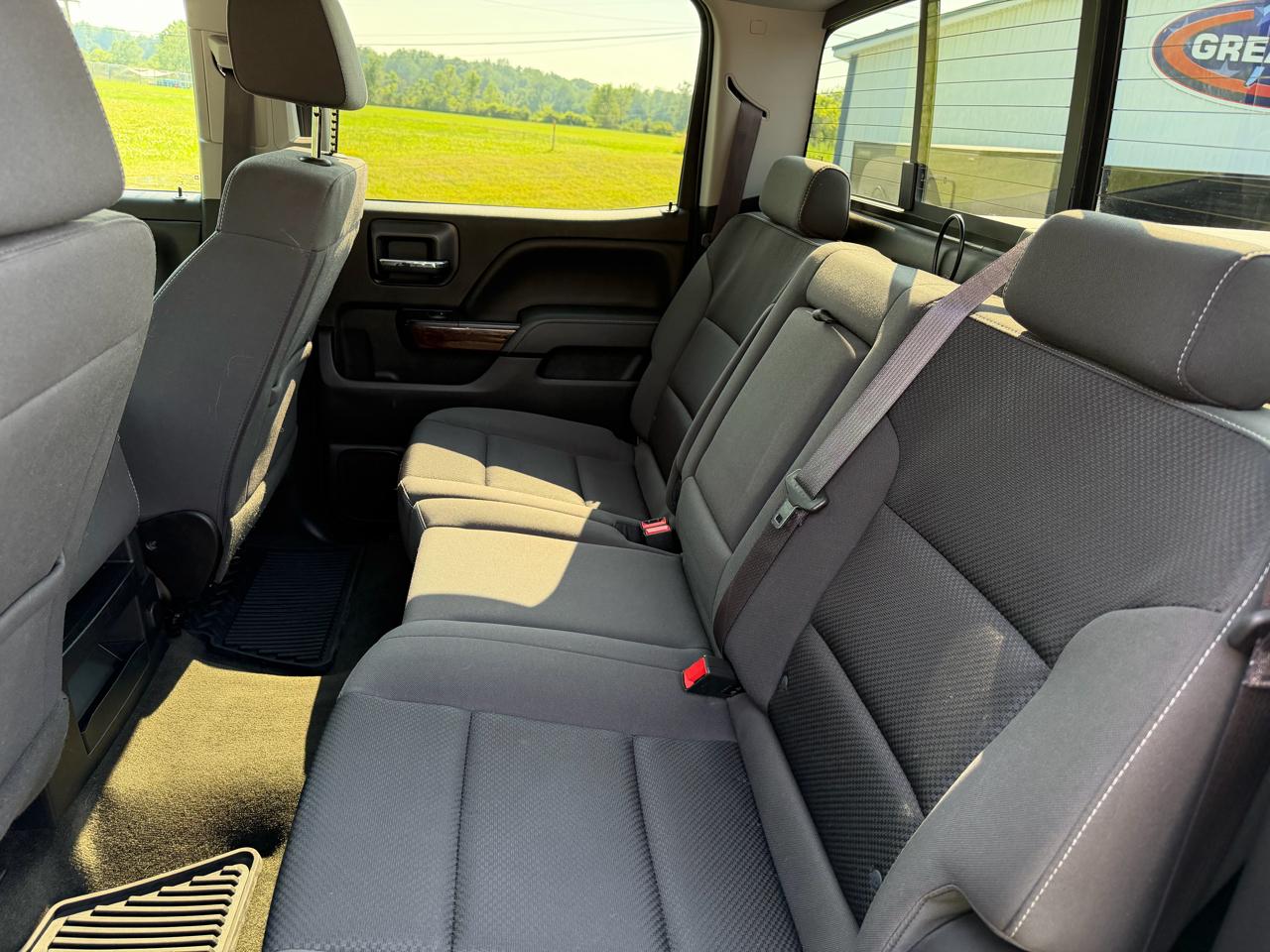 GMC Sierra 1500 4WD Crew Cab 143.5" SLE 2017