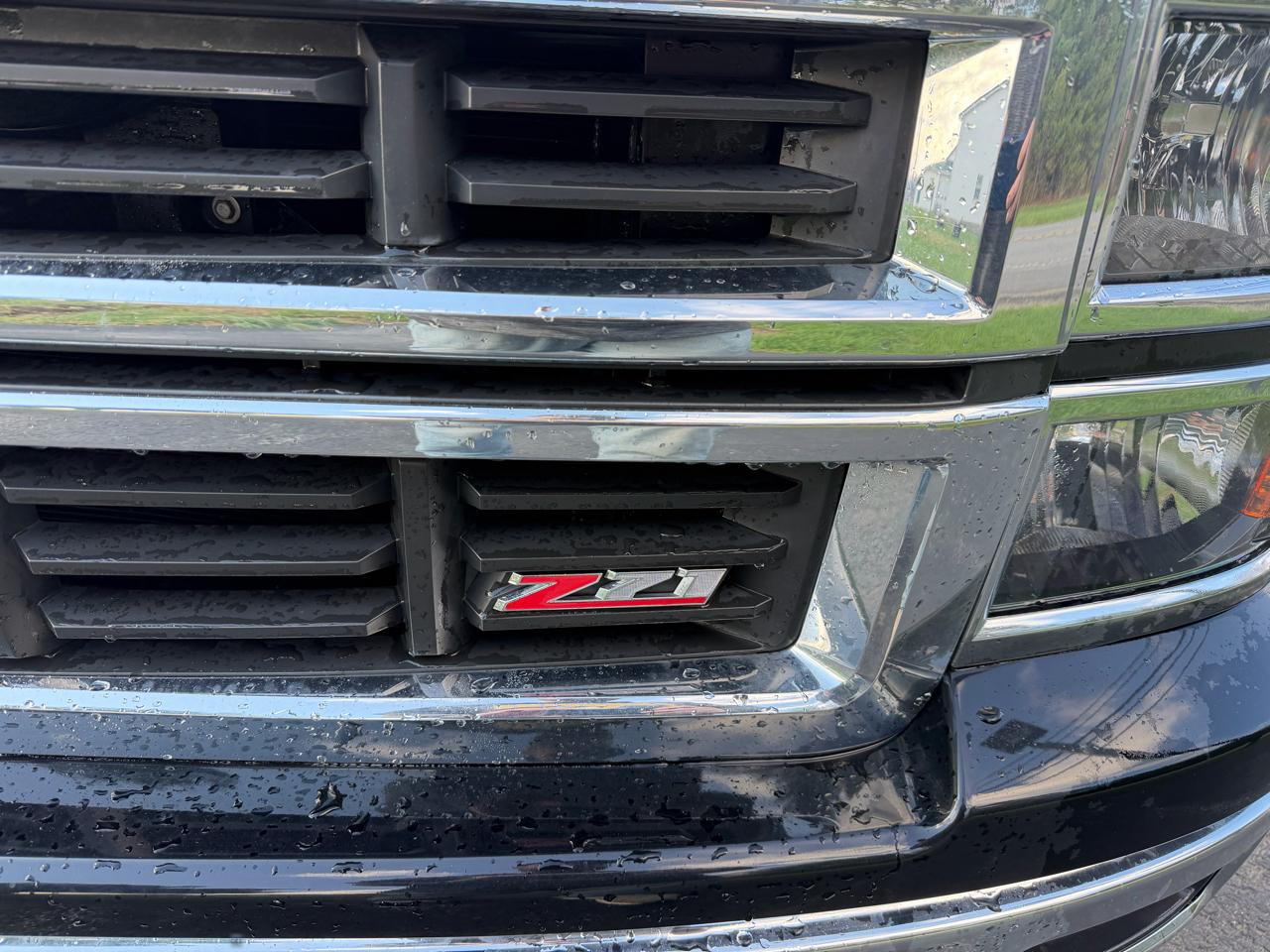 Chevrolet Silverado 1500 4WD Crew Cab 143.5" LT w/2LT 2015