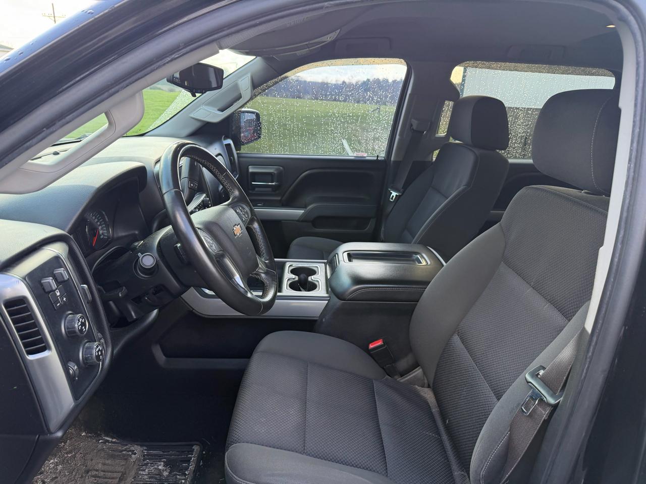 Chevrolet Silverado 1500 4WD Crew Cab 143.5" LT w/2LT 2015