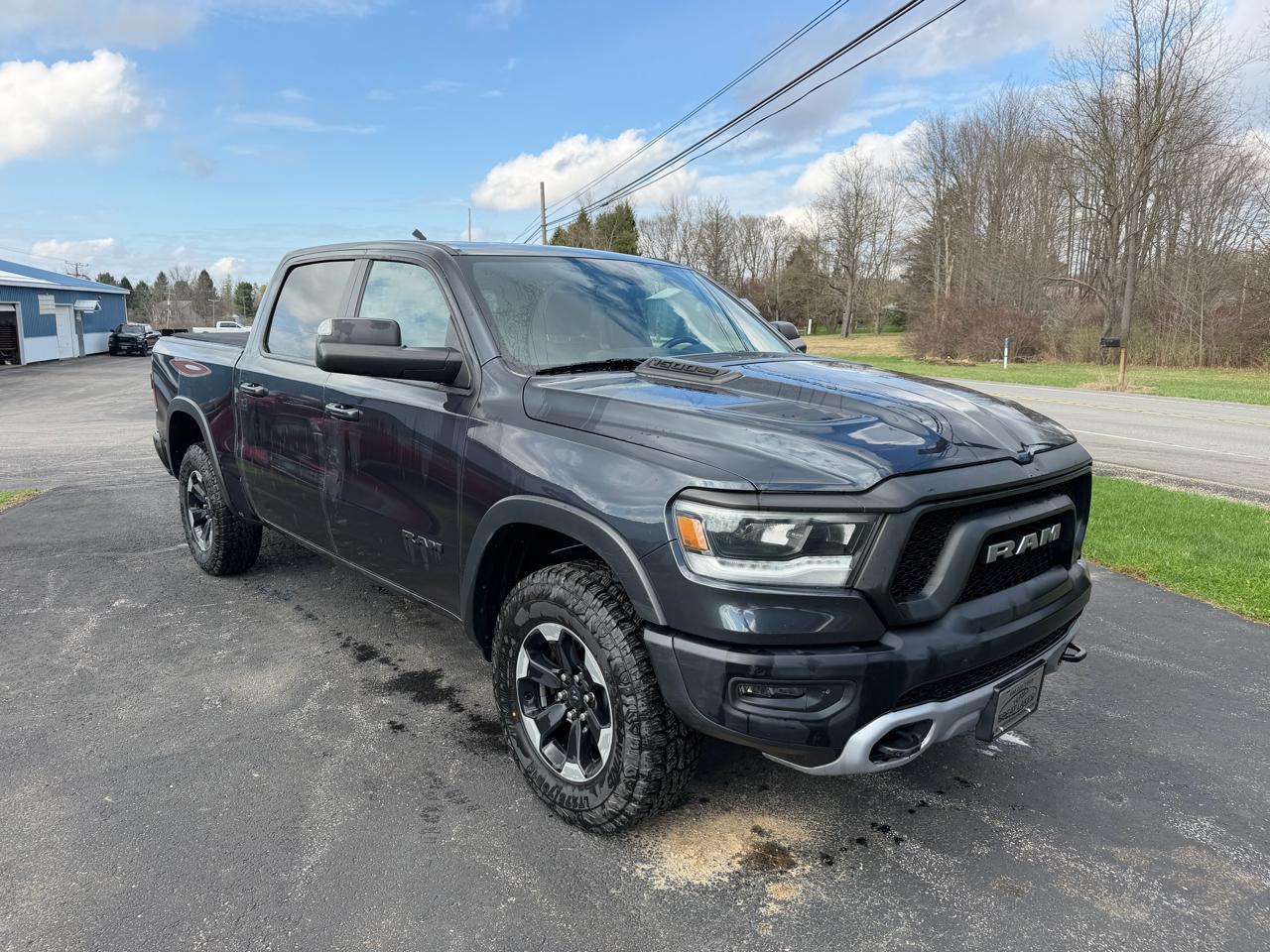 RAM 1500 Rebel 4x4 Crew Cab 5'7" Box 2019
