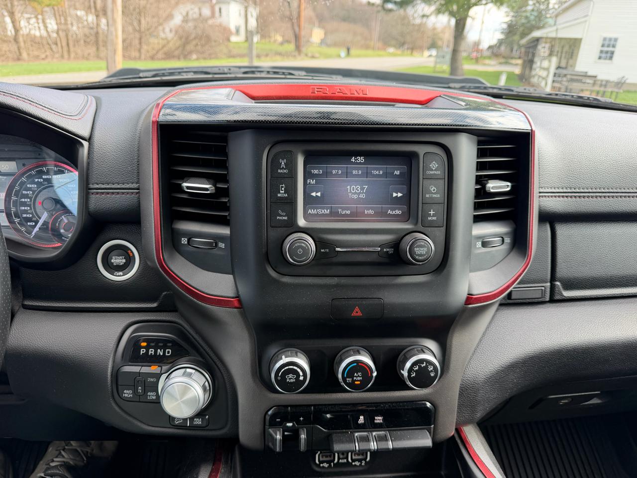 RAM 1500 Rebel 4x4 Crew Cab 5'7" Box 2019