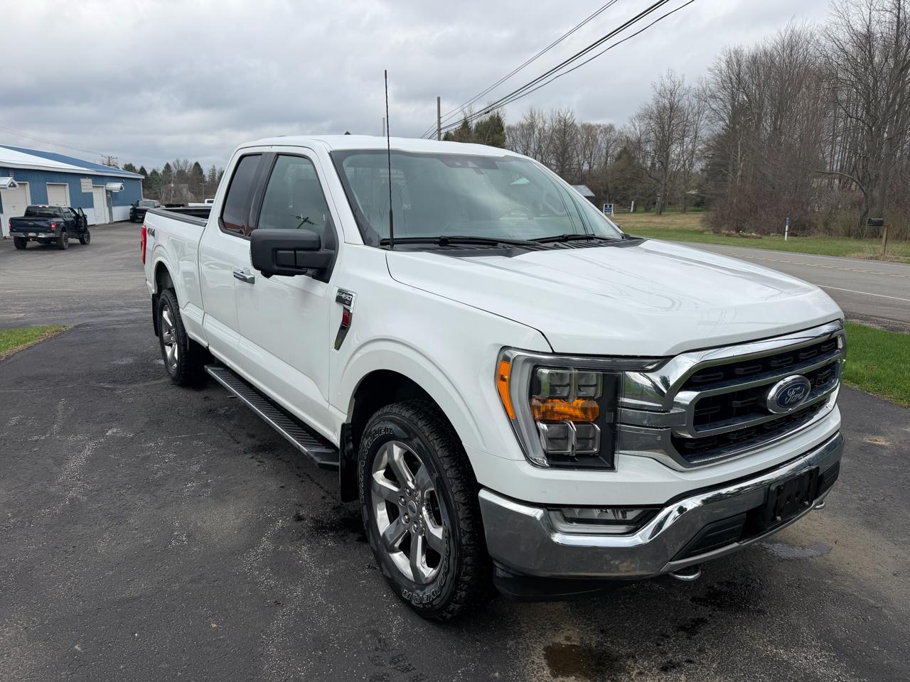 Ford F-150 XLT 4WD SuperCab 6.5' Box 2021