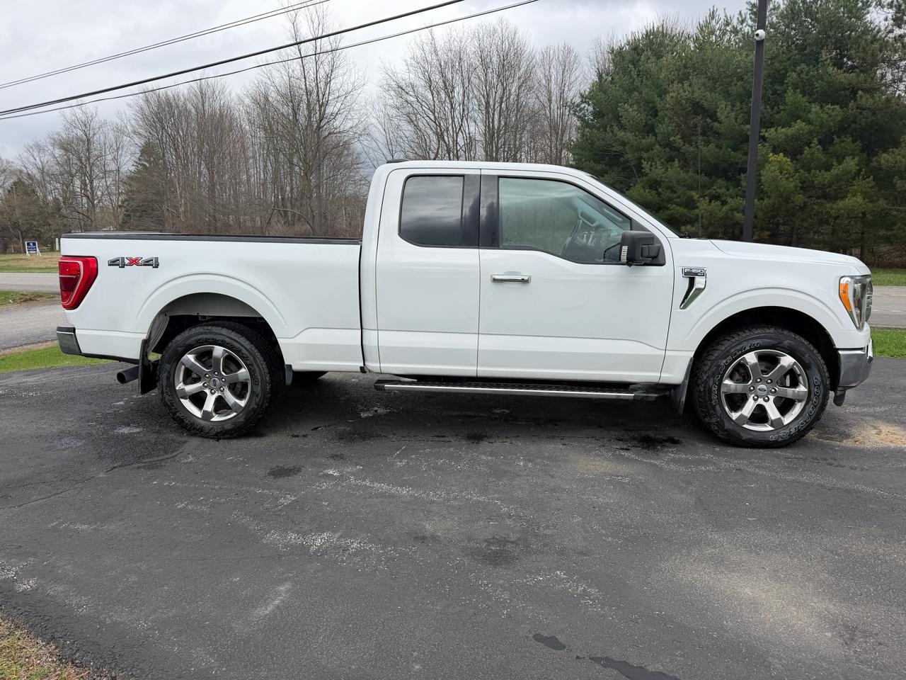 Ford F-150 XLT 4WD SuperCab 6.5' Box 2021