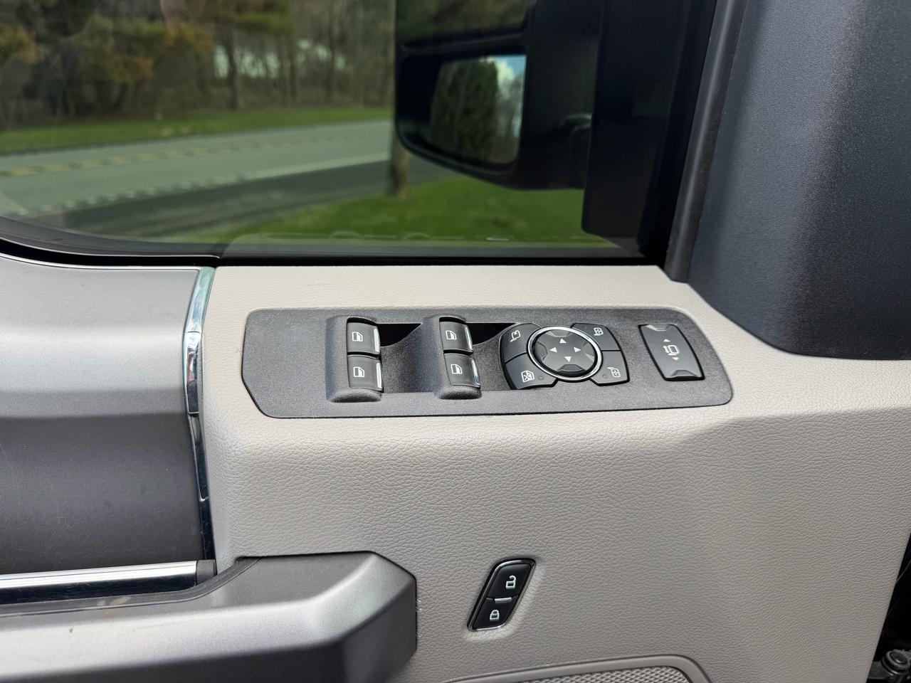 Ford Super Duty F-250 SRW XLT 4WD Crew Cab 6.75' Box 2021