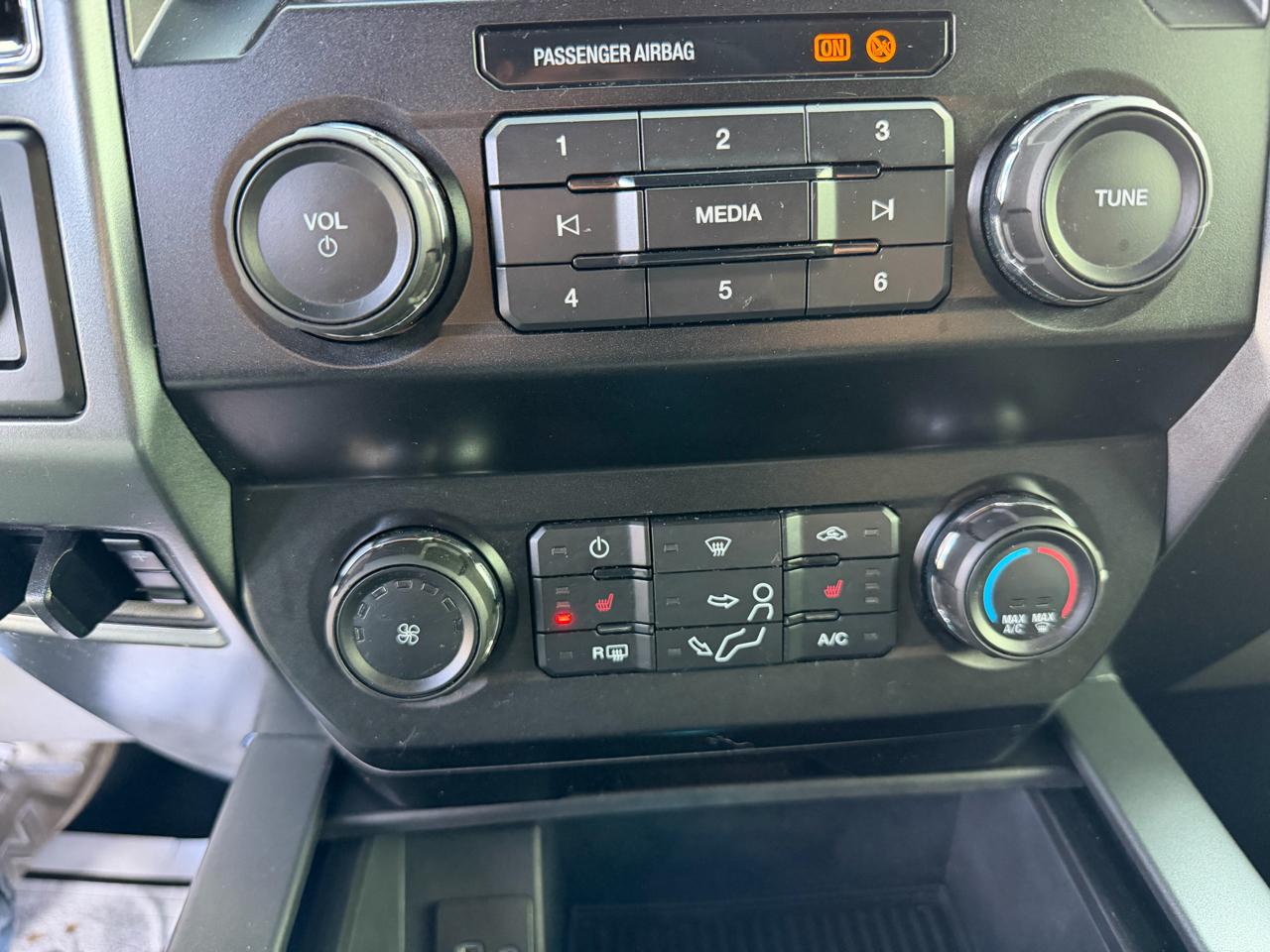 Ford Super Duty F-250 SRW XLT 4WD Crew Cab 6.75' Box 2021