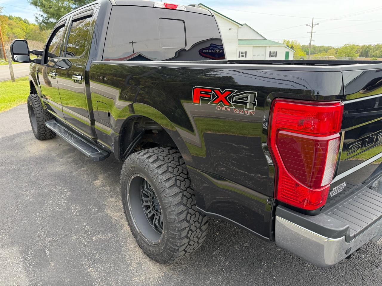 Ford Super Duty F-250 SRW XLT 4WD Crew Cab 6.75' Box 2021