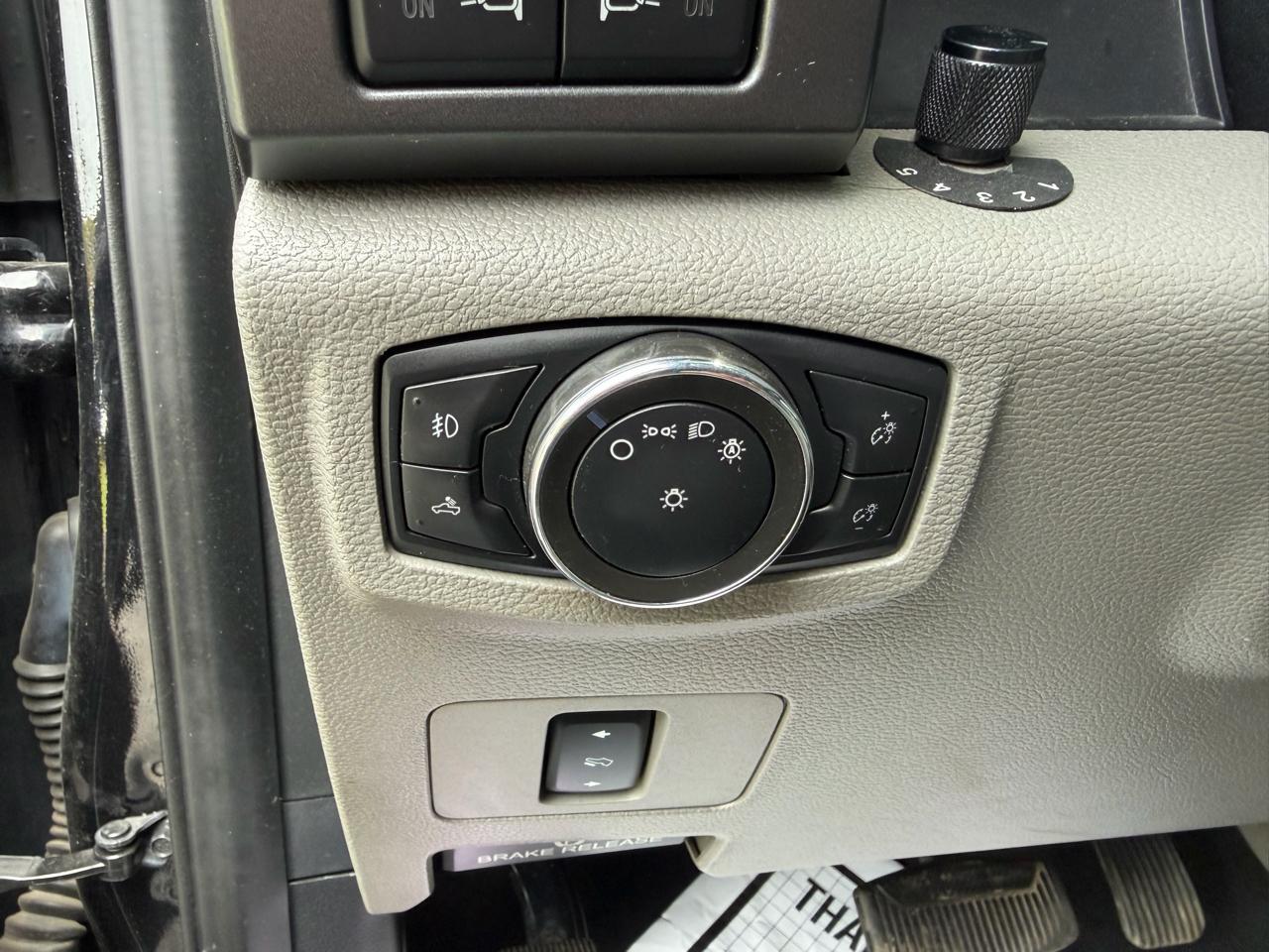 Ford Super Duty F-250 SRW XLT 4WD Crew Cab 6.75' Box 2021