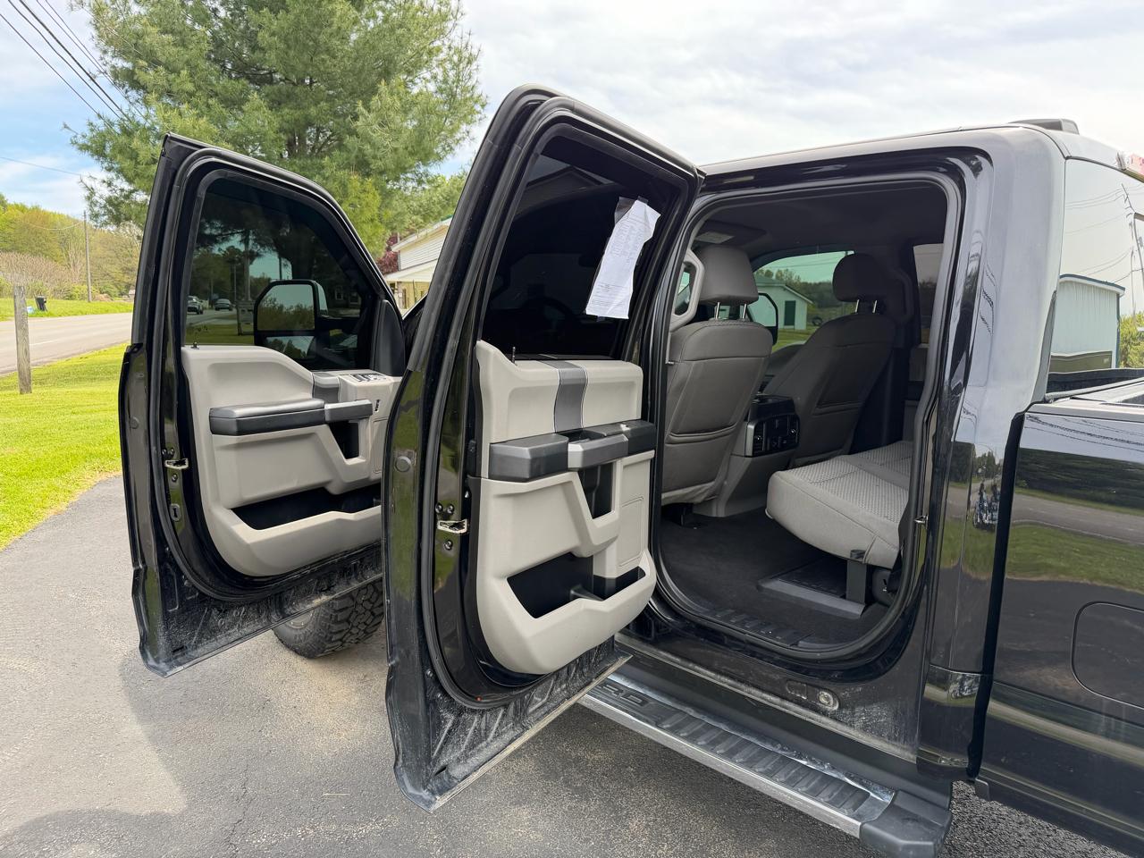 Ford Super Duty F-250 SRW XLT 4WD Crew Cab 6.75' Box 2021