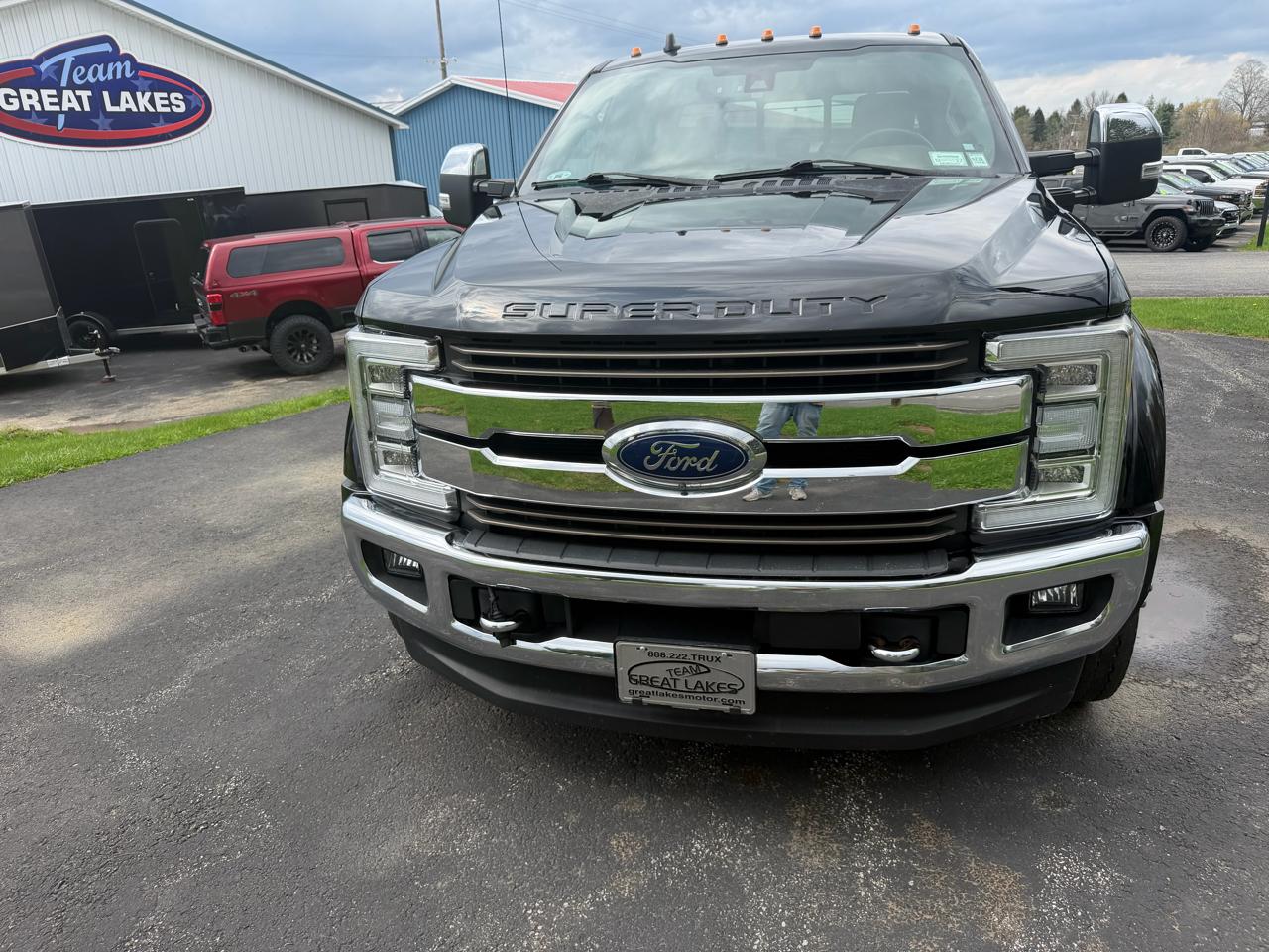 Ford Super Duty F-450 DRW King Ranch 4WD Crew Cab 8' Box 2019