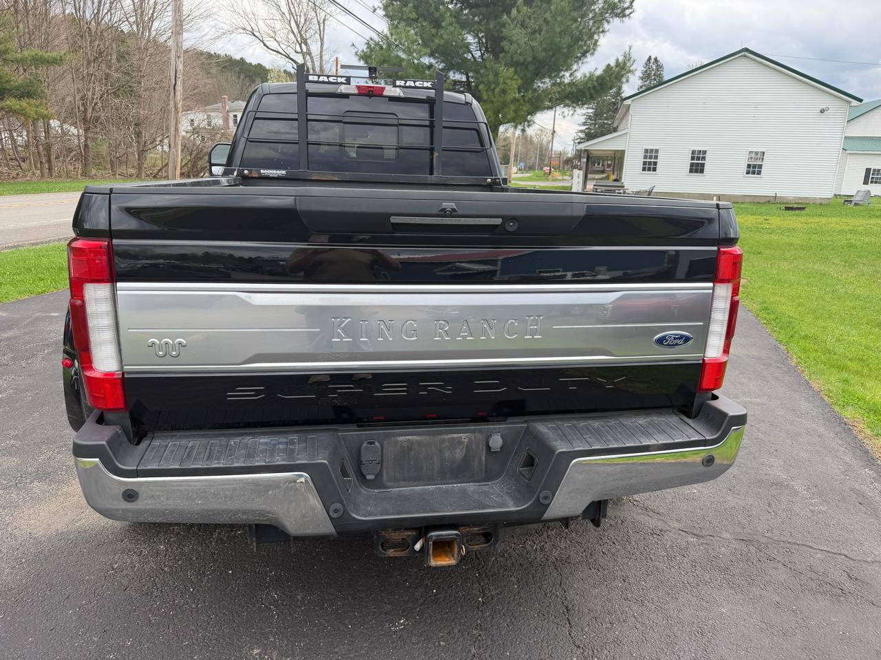 Ford Super Duty F-450 DRW King Ranch 4WD Crew Cab 8' Box 2019