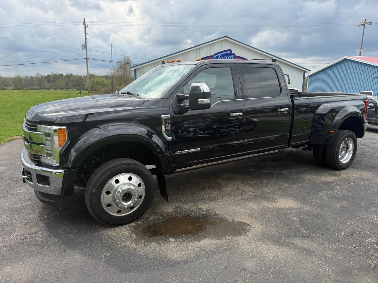 Ford Super Duty F-450 DRW King Ranch 4WD Crew Cab 8' Box 2019