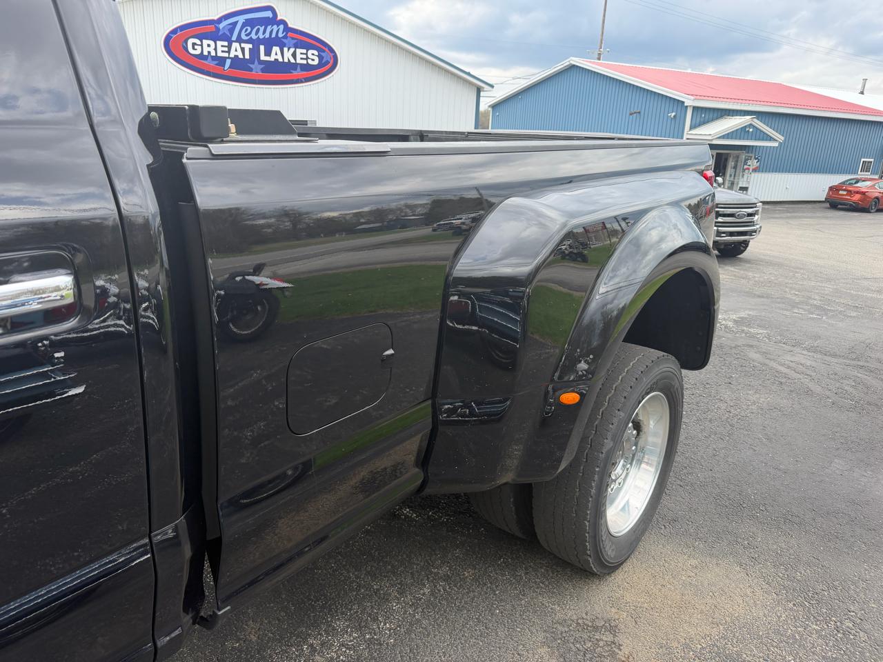 Ford Super Duty F-450 DRW King Ranch 4WD Crew Cab 8' Box 2019