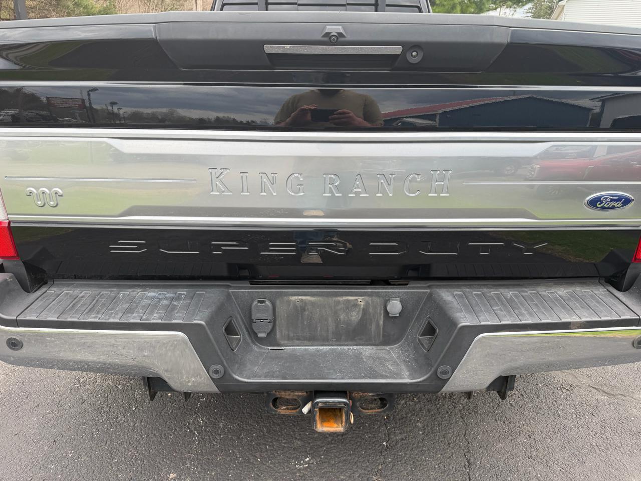 Ford Super Duty F-450 DRW King Ranch 4WD Crew Cab 8' Box 2019