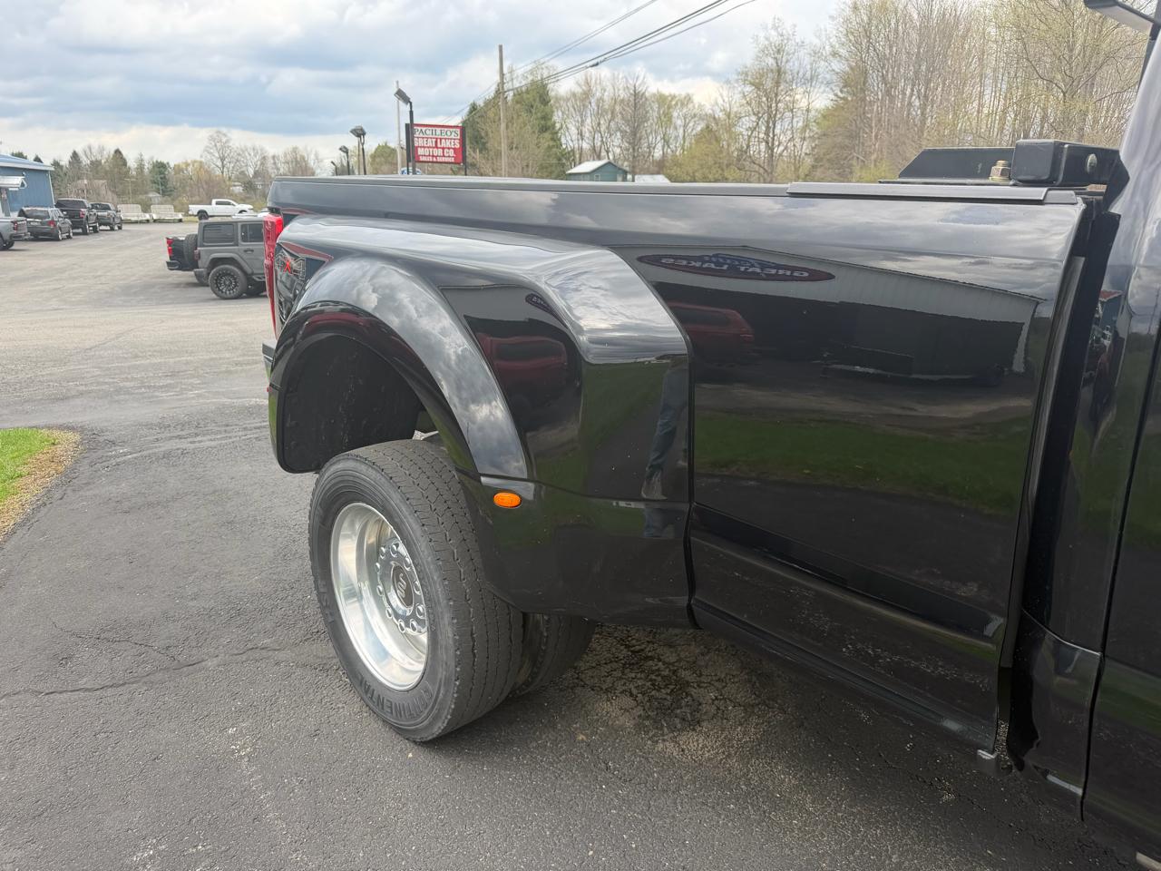 Ford Super Duty F-450 DRW King Ranch 4WD Crew Cab 8' Box 2019