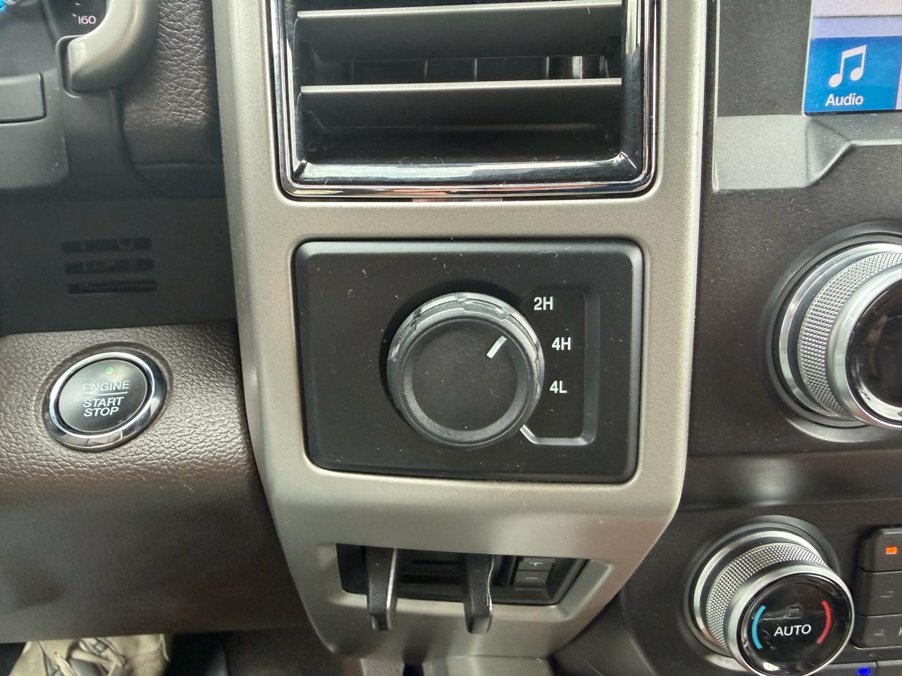 Ford Super Duty F-450 DRW King Ranch 4WD Crew Cab 8' Box 2019