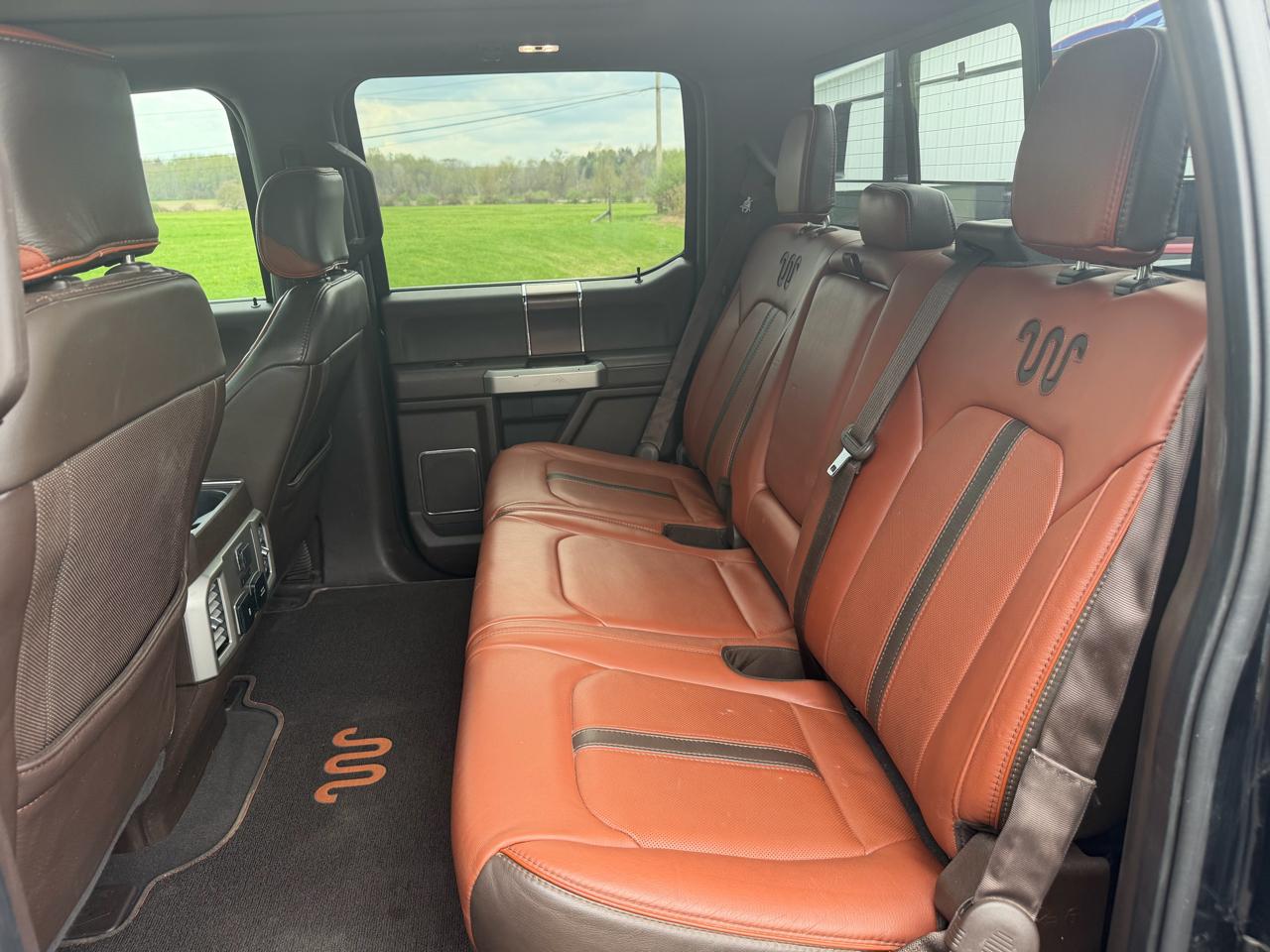 Ford Super Duty F-450 DRW King Ranch 4WD Crew Cab 8' Box 2019