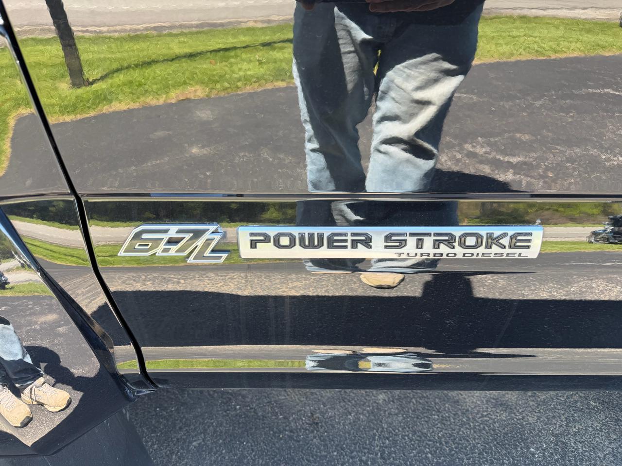 Ford Super Duty F-450 DRW King Ranch 4WD Crew Cab 8' Box 2019