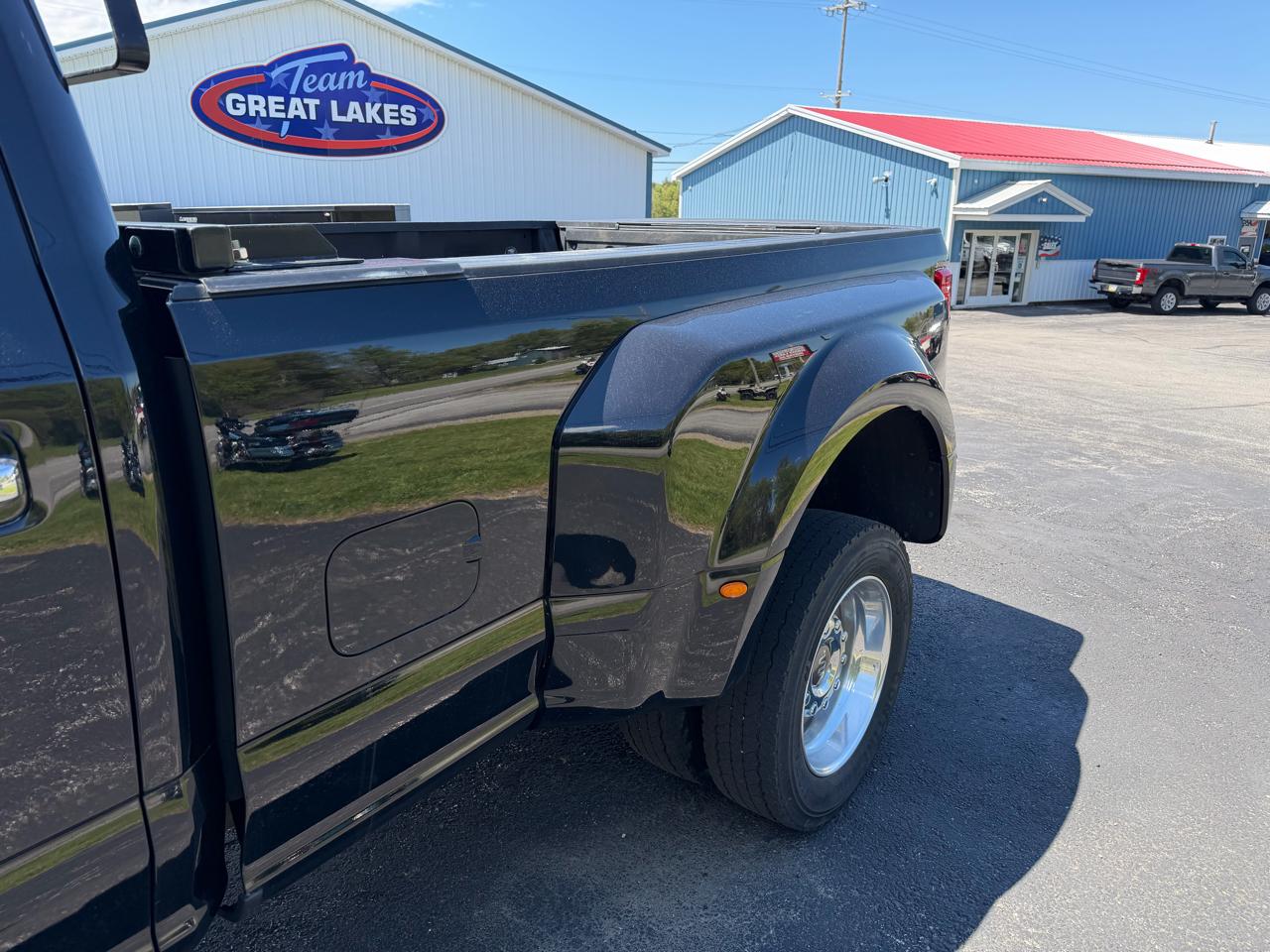 Ford Super Duty F-450 DRW King Ranch 4WD Crew Cab 8' Box 2019