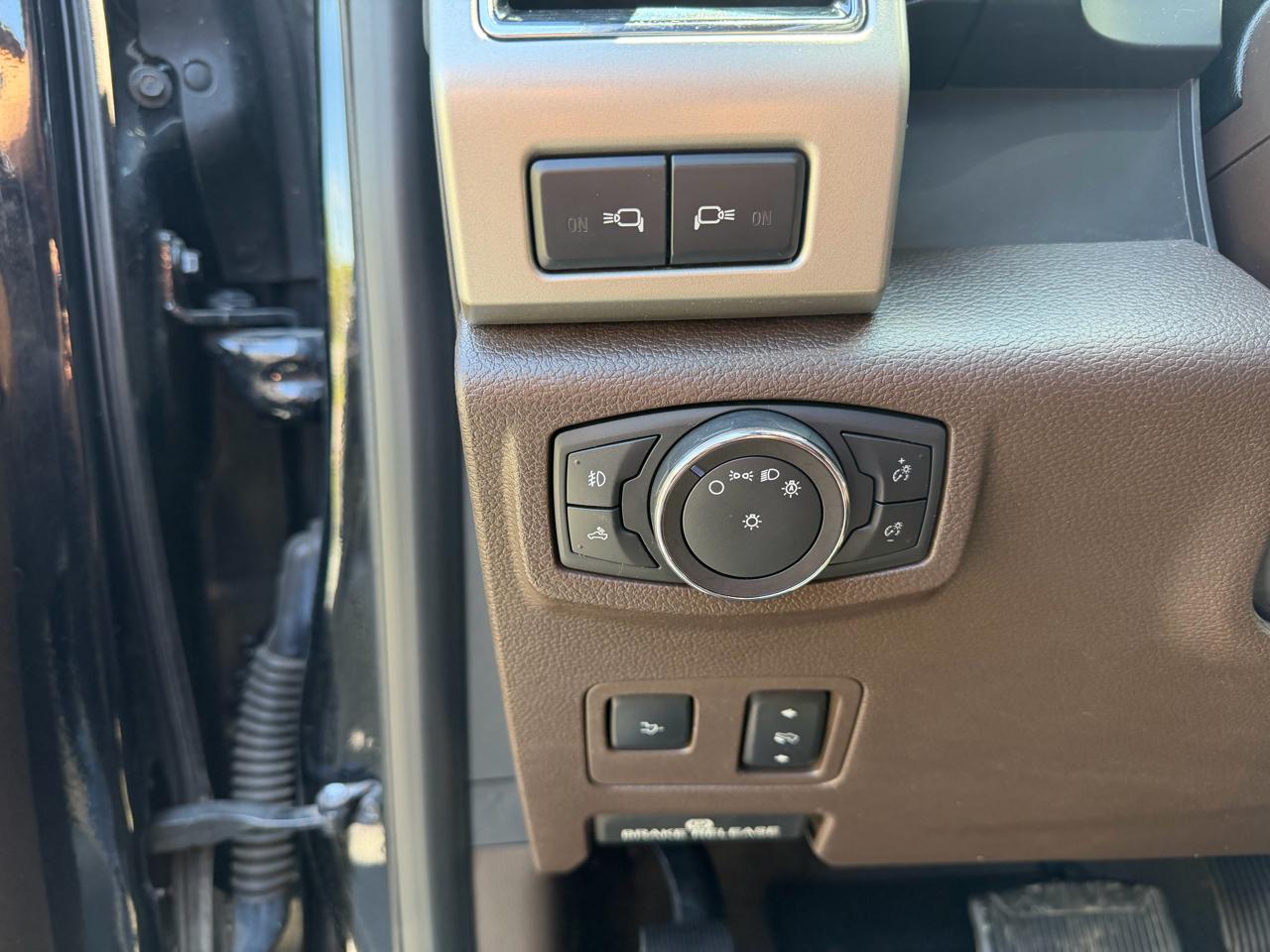 Ford Super Duty F-450 DRW King Ranch 4WD Crew Cab 8' Box 2019