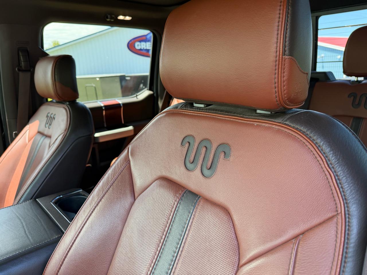 Ford Super Duty F-450 DRW King Ranch 4WD Crew Cab 8' Box 2019