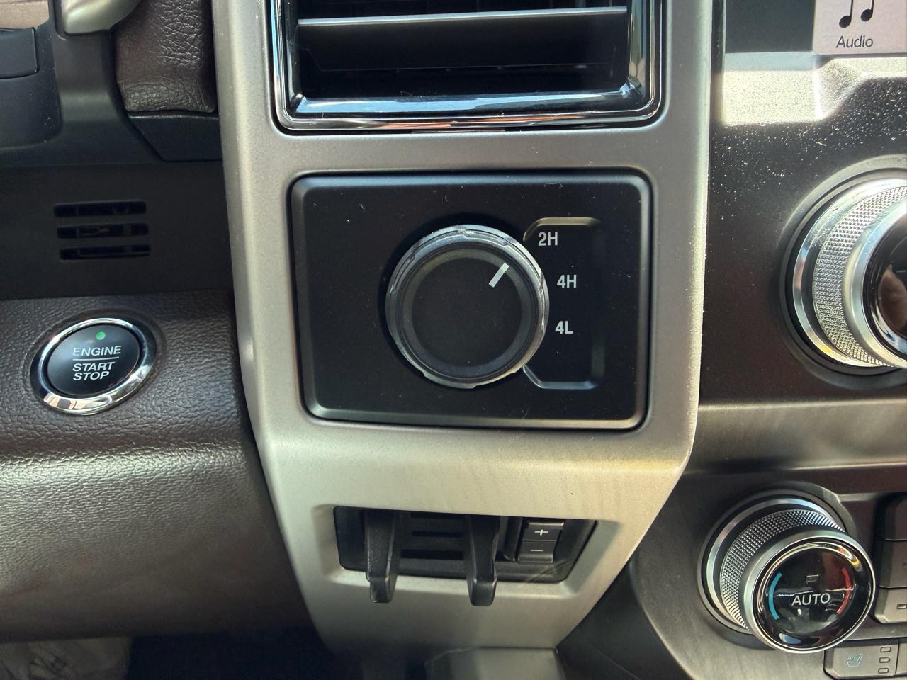 Ford Super Duty F-450 DRW King Ranch 4WD Crew Cab 8' Box 2019