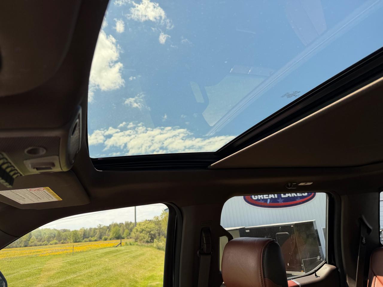 Ford Super Duty F-450 DRW King Ranch 4WD Crew Cab 8' Box 2019