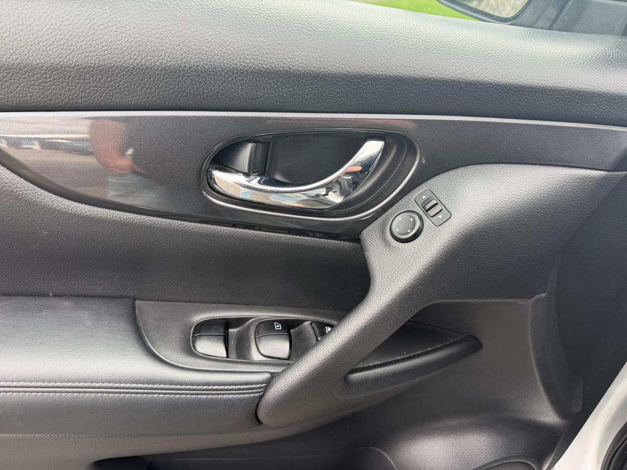 Nissan Rogue AWD SV 2018