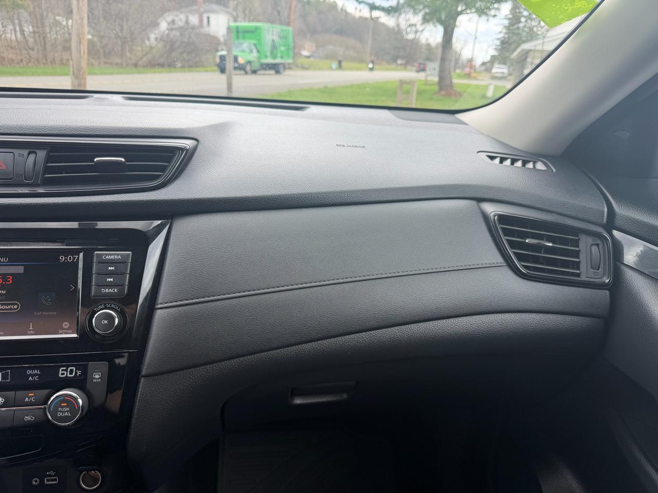 Nissan Rogue AWD SV 2018