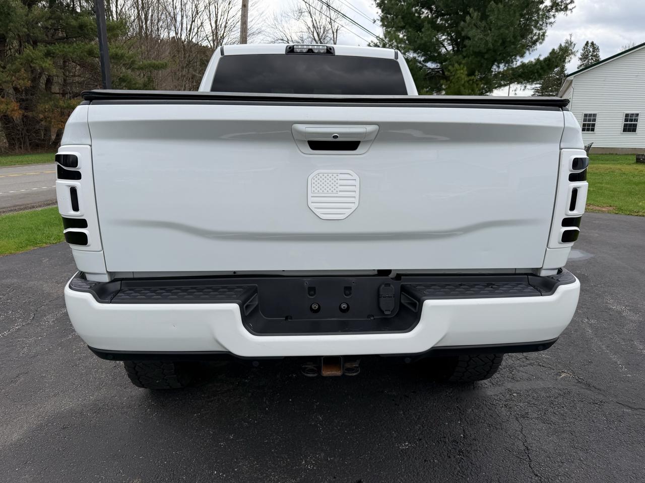 RAM 2500 Big Horn 4x4 Crew Cab 6'4" Box 2020