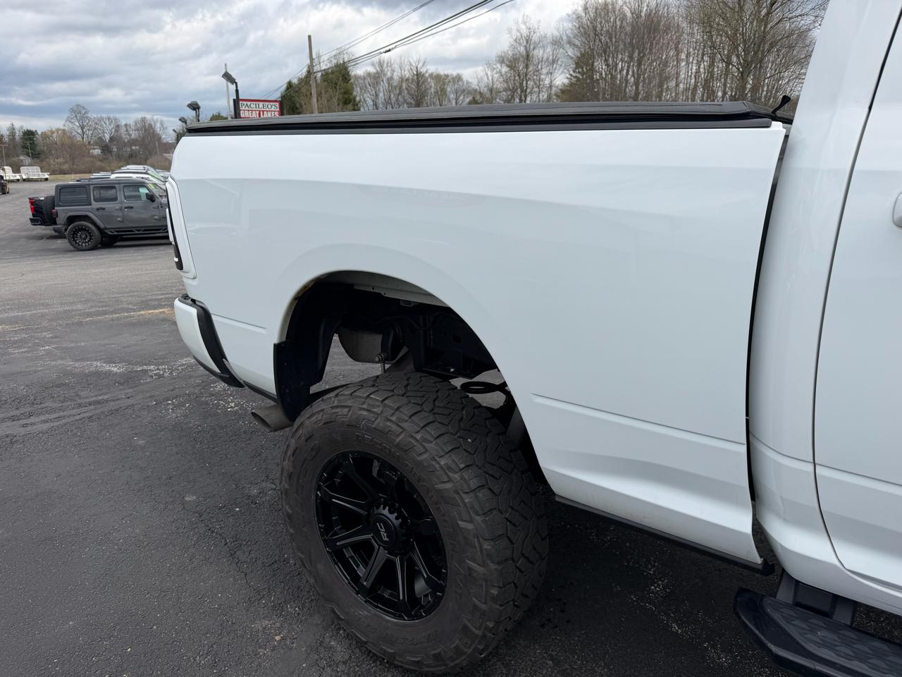 RAM 2500 Big Horn 4x4 Crew Cab 6'4" Box 2020
