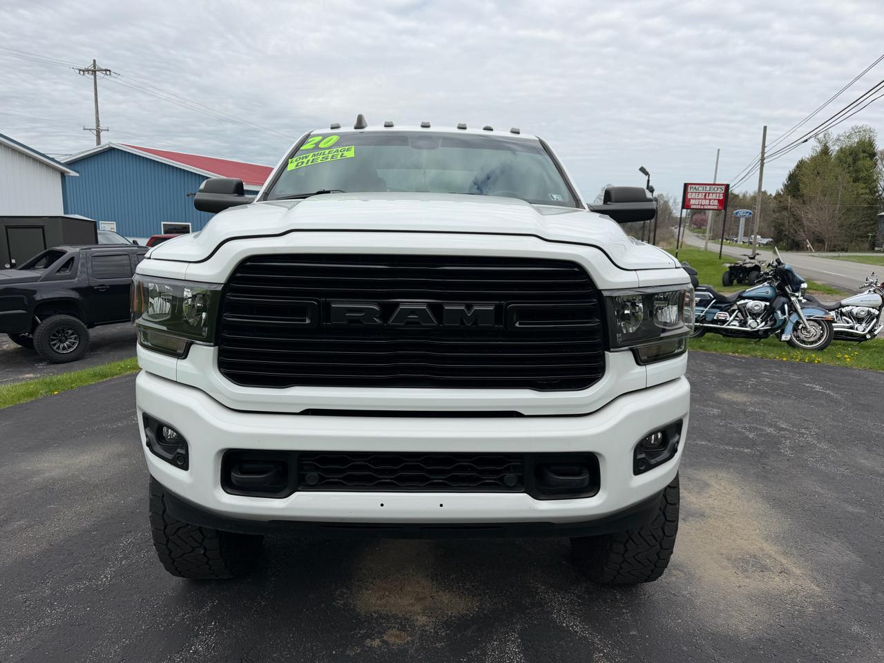 RAM 2500 Big Horn 4x4 Crew Cab 6'4" Box 2020