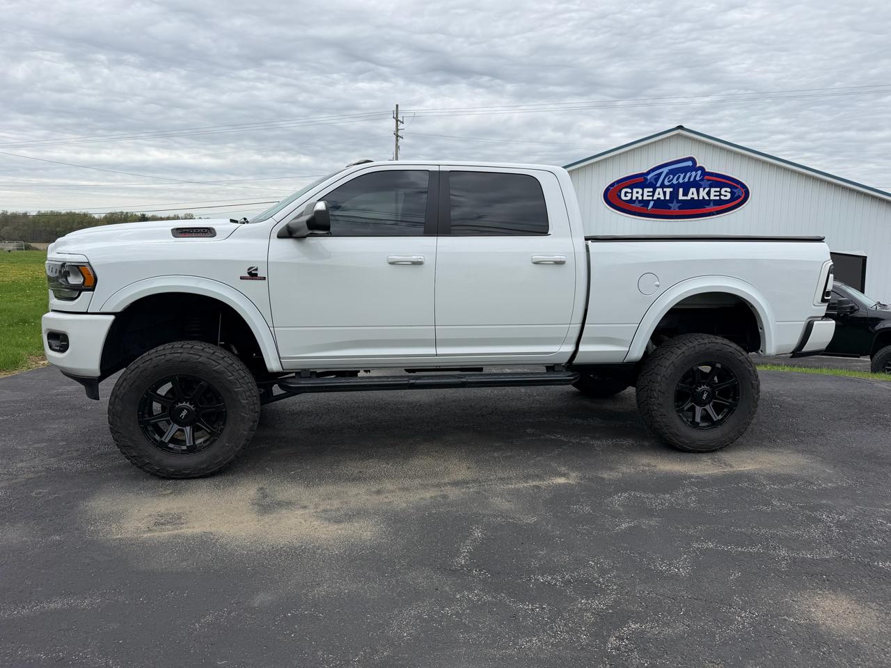 RAM 2500 Big Horn 4x4 Crew Cab 6'4" Box 2020
