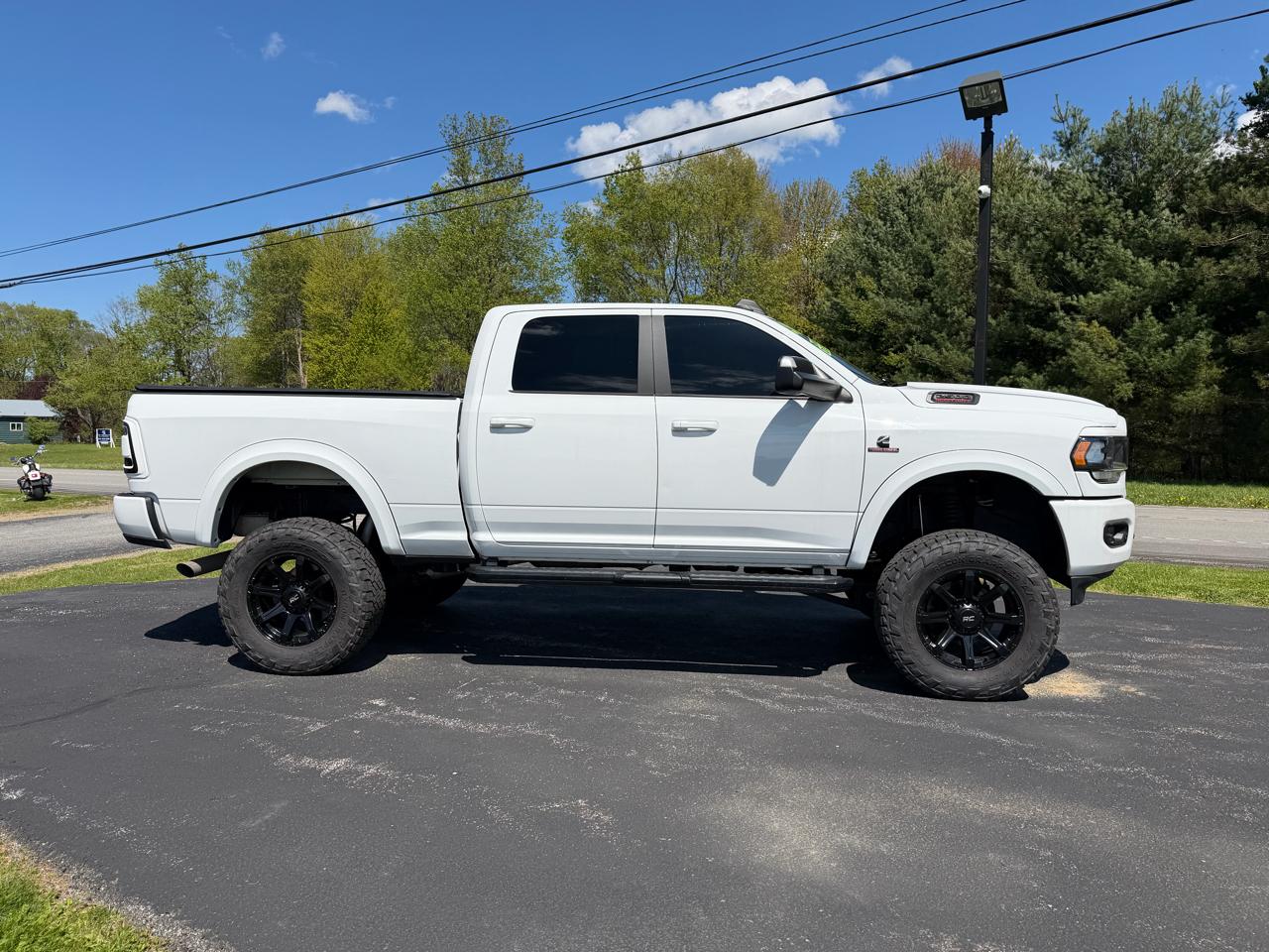 RAM 2500 Big Horn 4x4 Crew Cab 6'4" Box 2020