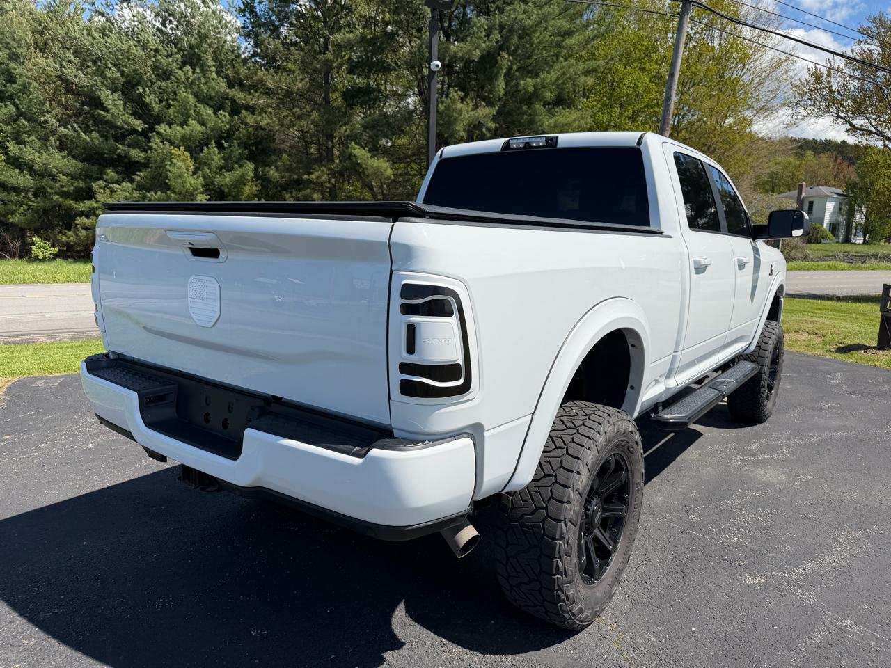 RAM 2500 Big Horn 4x4 Crew Cab 6'4" Box 2020