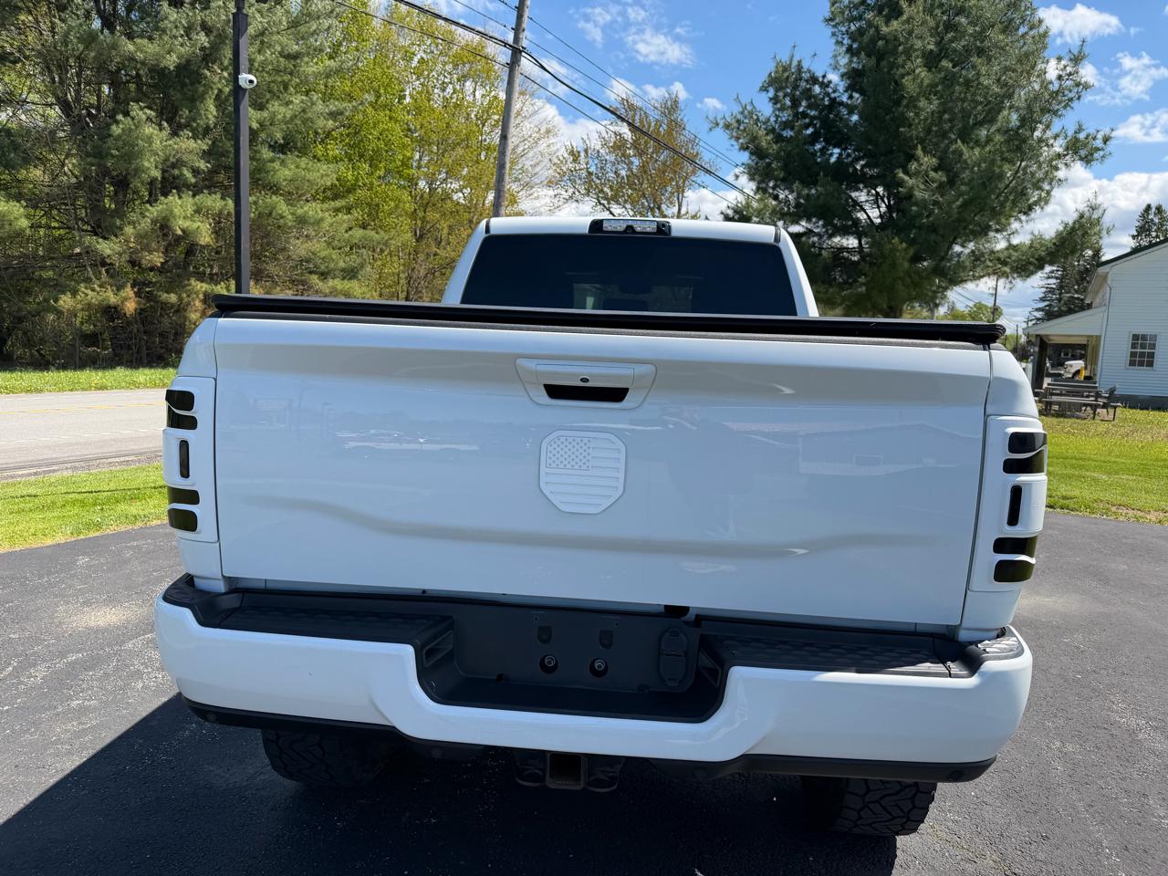 RAM 2500 Big Horn 4x4 Crew Cab 6'4" Box 2020
