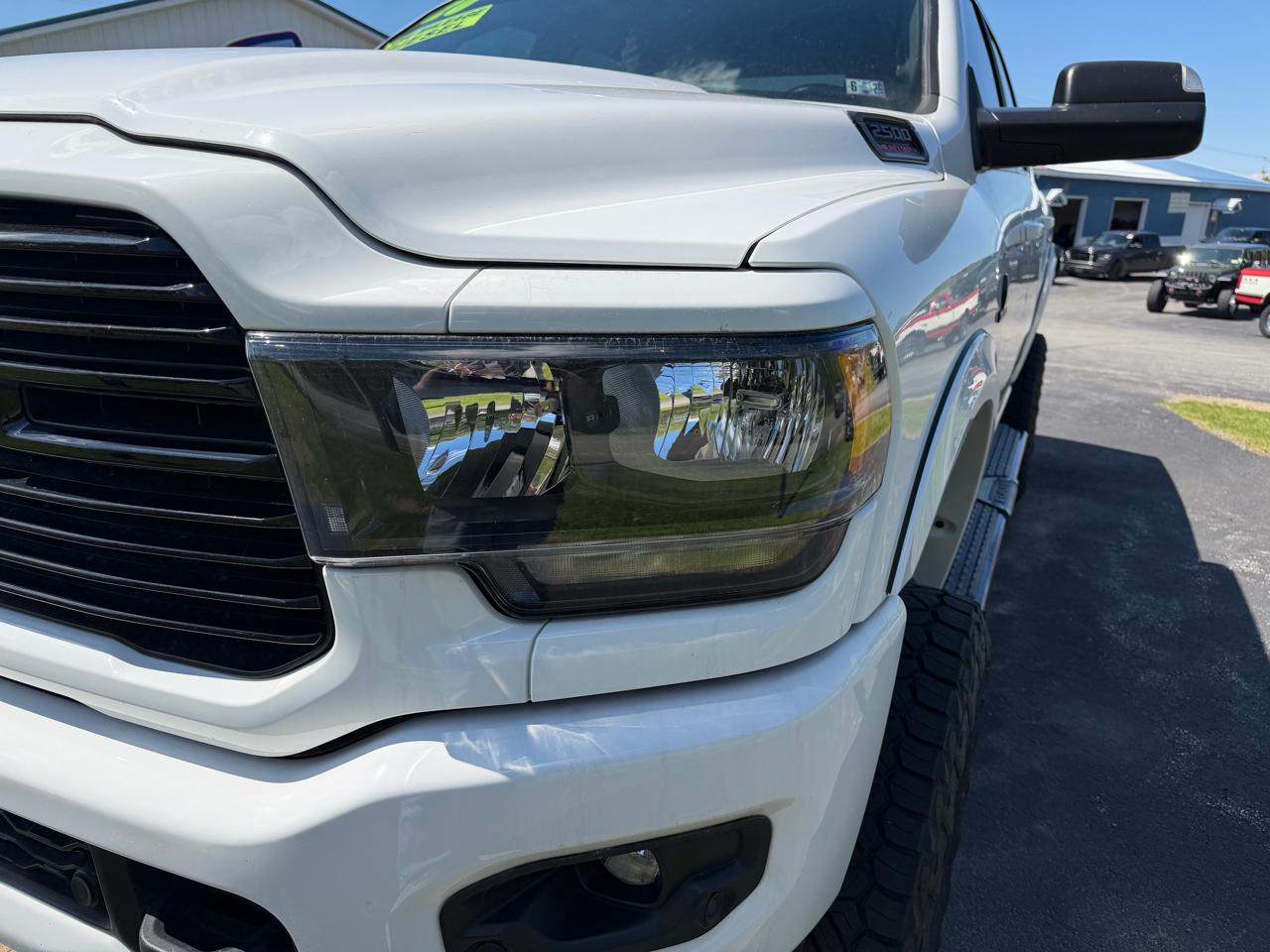 RAM 2500 Big Horn 4x4 Crew Cab 6'4" Box 2020