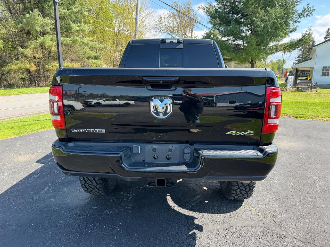 RAM 2500 Laramie 4x4 Crew Cab 6'4" Box 2022