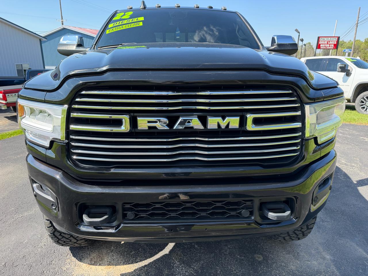 RAM 2500 Laramie 4x4 Crew Cab 6'4" Box 2022