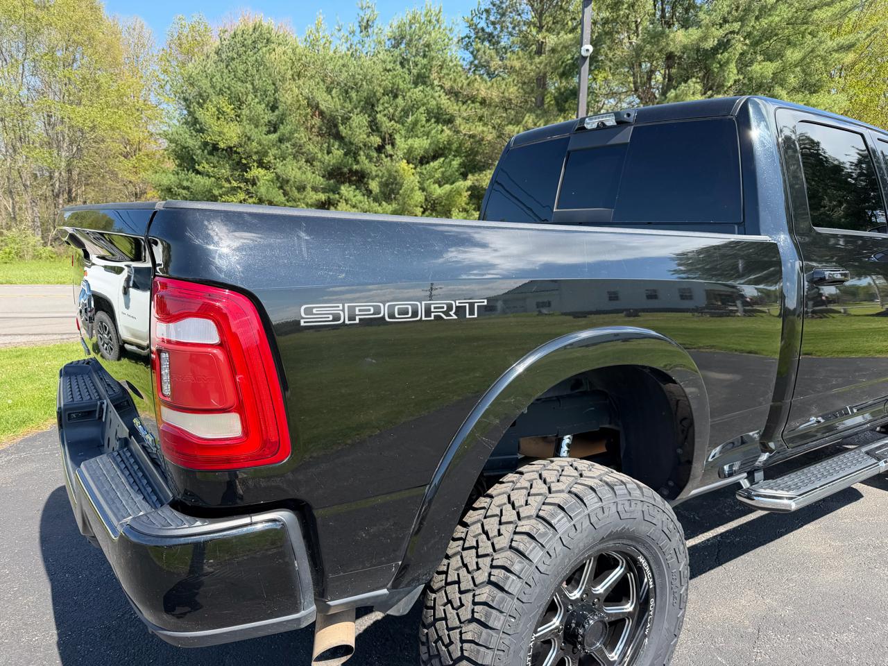 RAM 2500 Laramie 4x4 Crew Cab 6'4" Box 2022