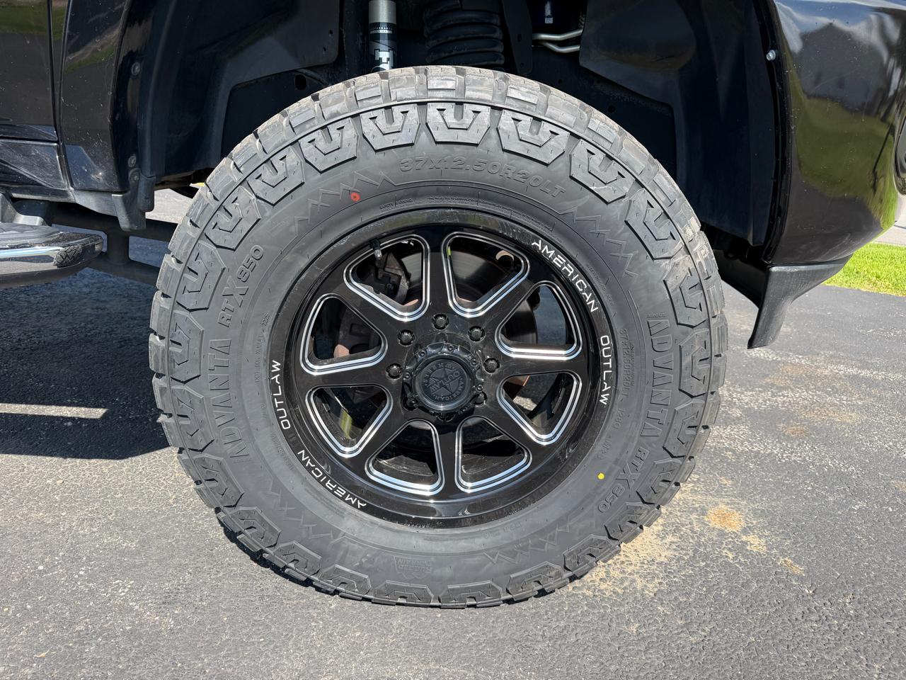 RAM 2500 Laramie 4x4 Crew Cab 6'4" Box 2022