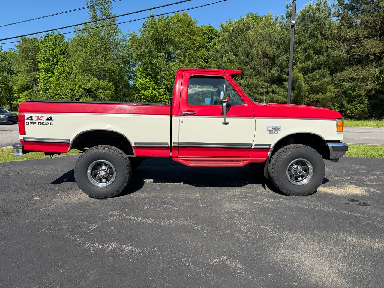 Ford F-150 Styleside 117" WB 4WD 1991