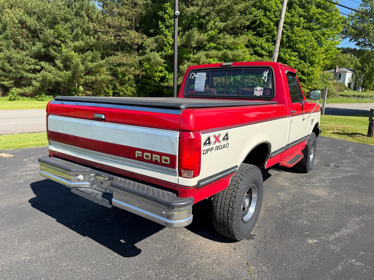 Ford F-150 Styleside 117" WB 4WD 1991