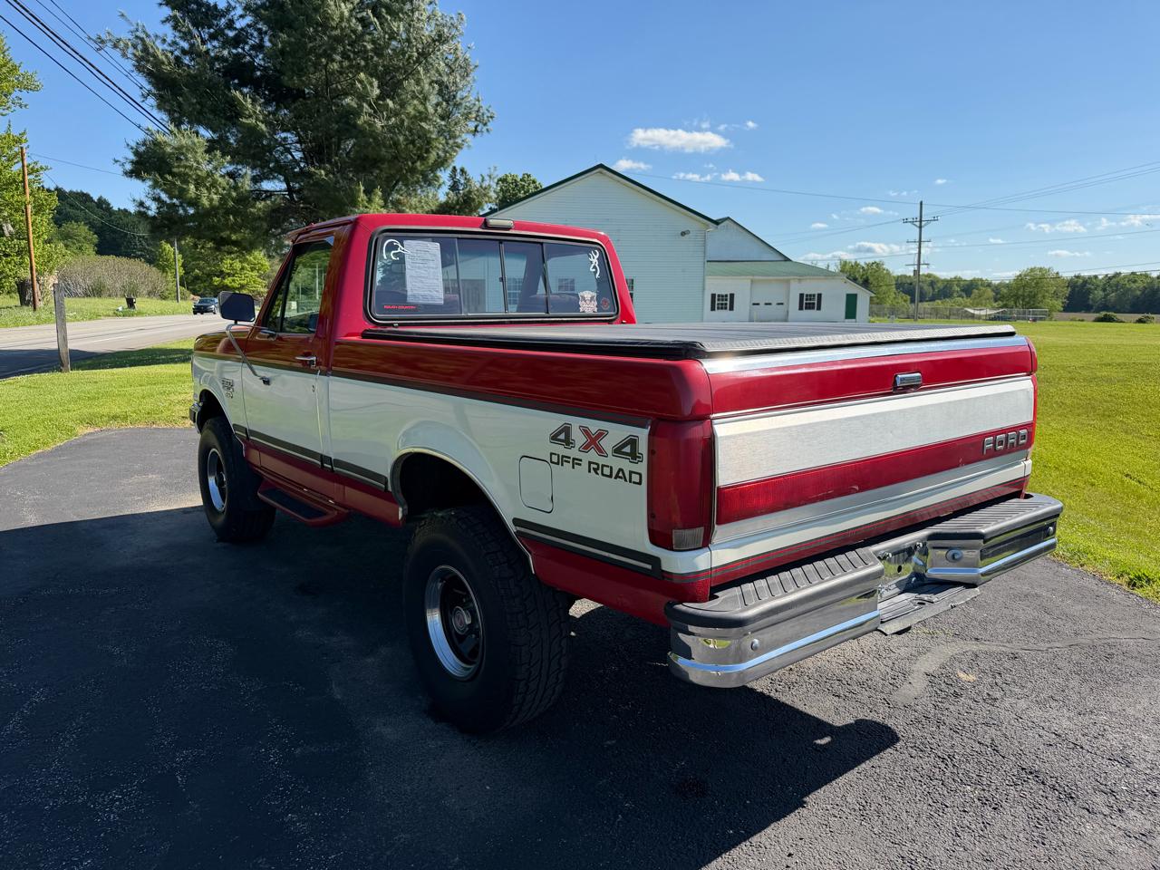 Ford F-150 Styleside 117" WB 4WD 1991