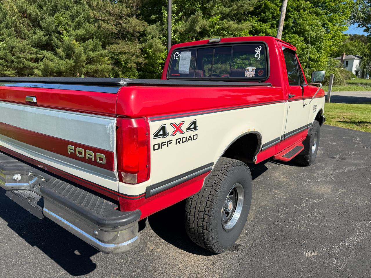 Ford F-150 Styleside 117" WB 4WD 1991