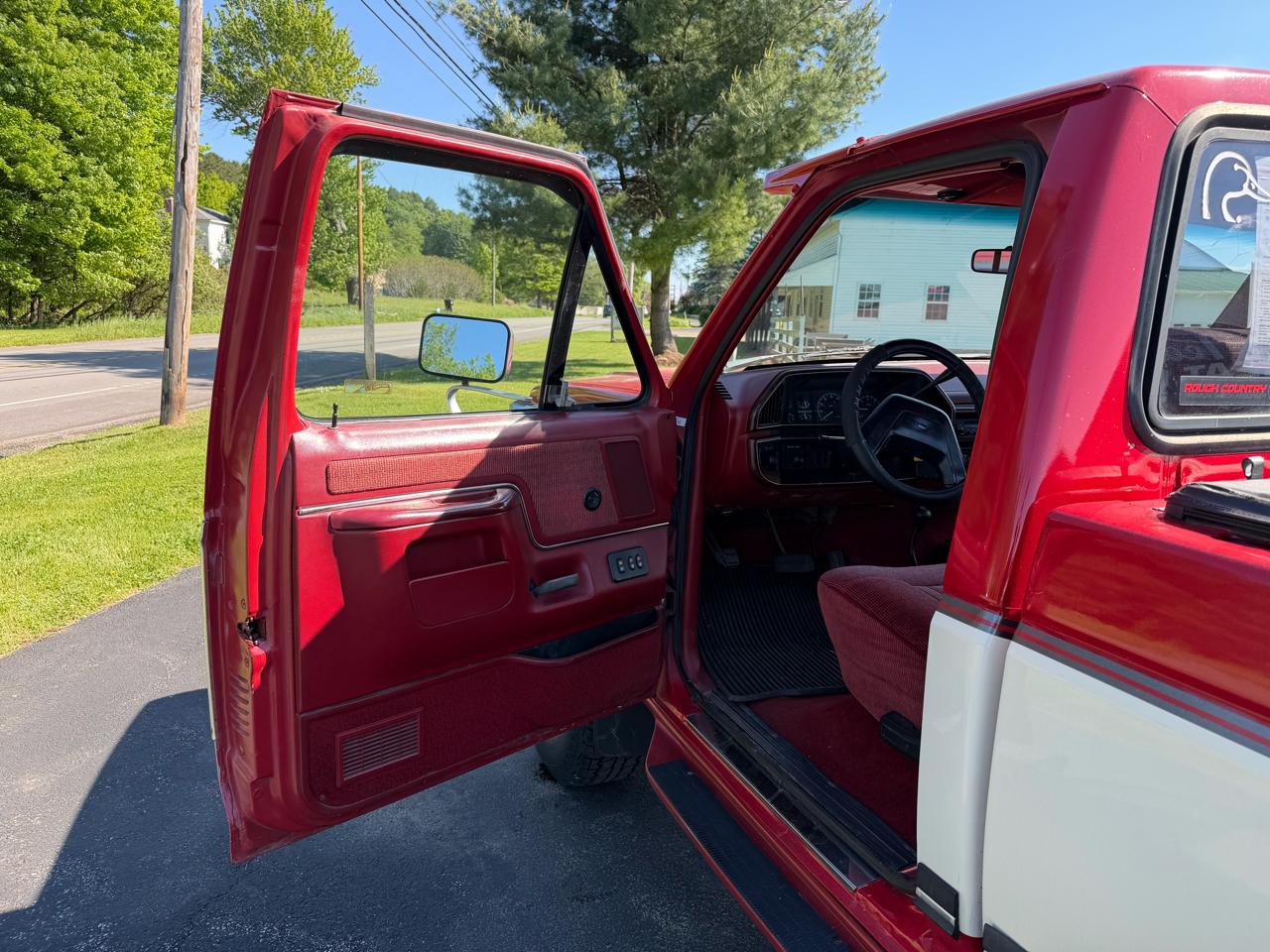 Ford F-150 Styleside 117" WB 4WD 1991