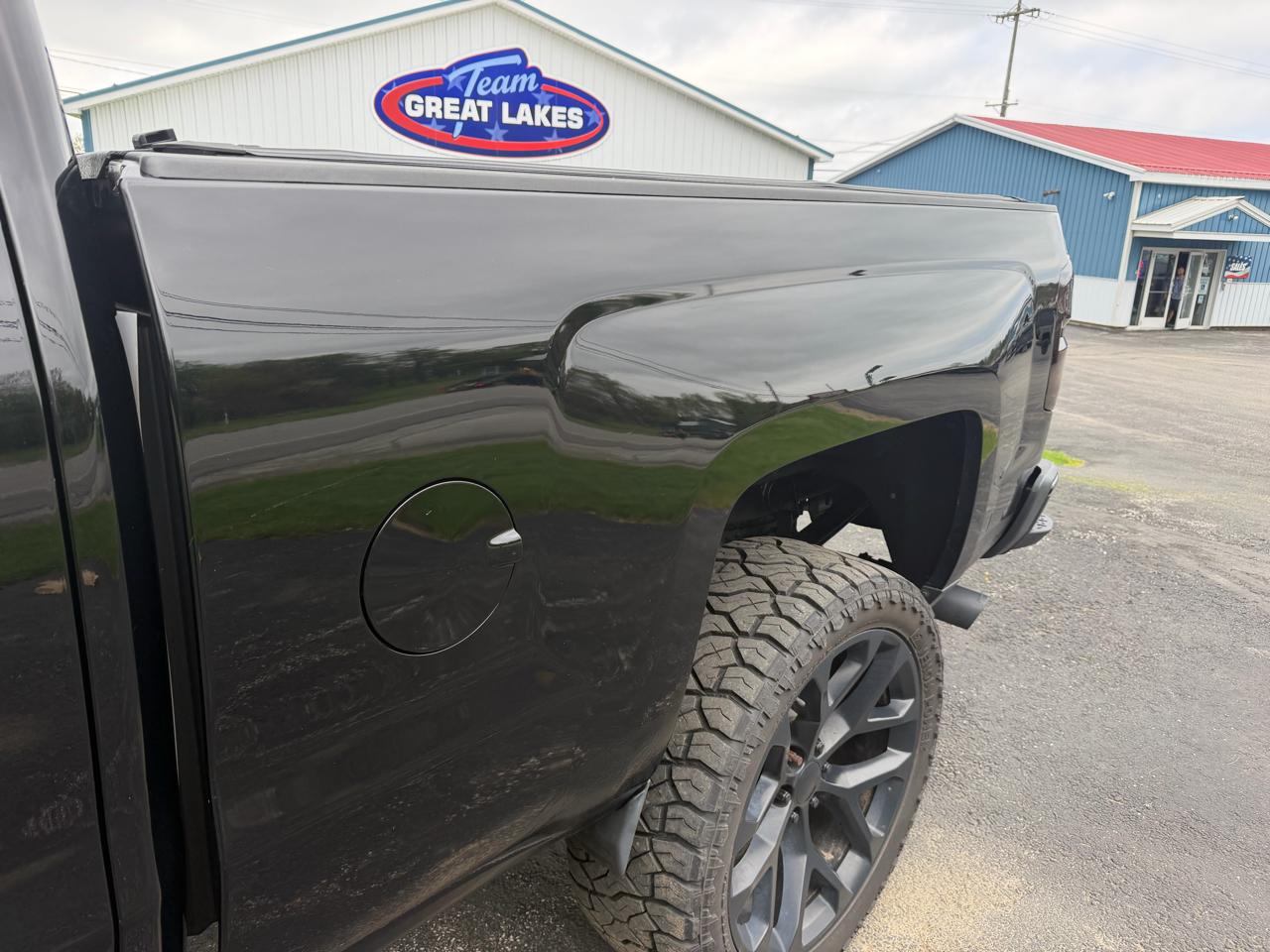 Chevrolet Silverado 1500 4WD Crew Cab 153.0" LT w/1LT 2017