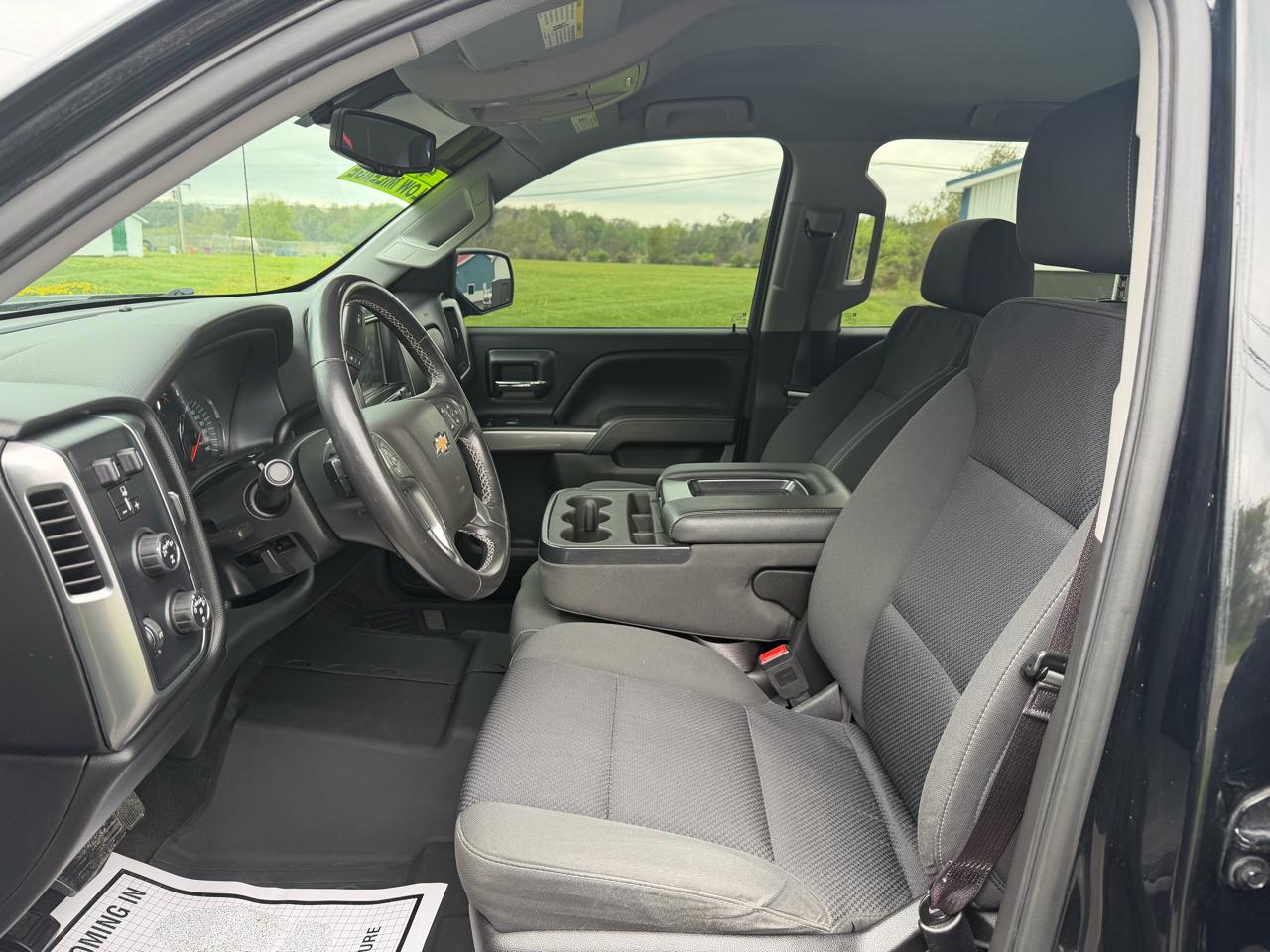 Chevrolet Silverado 1500 4WD Crew Cab 153.0" LT w/1LT 2017