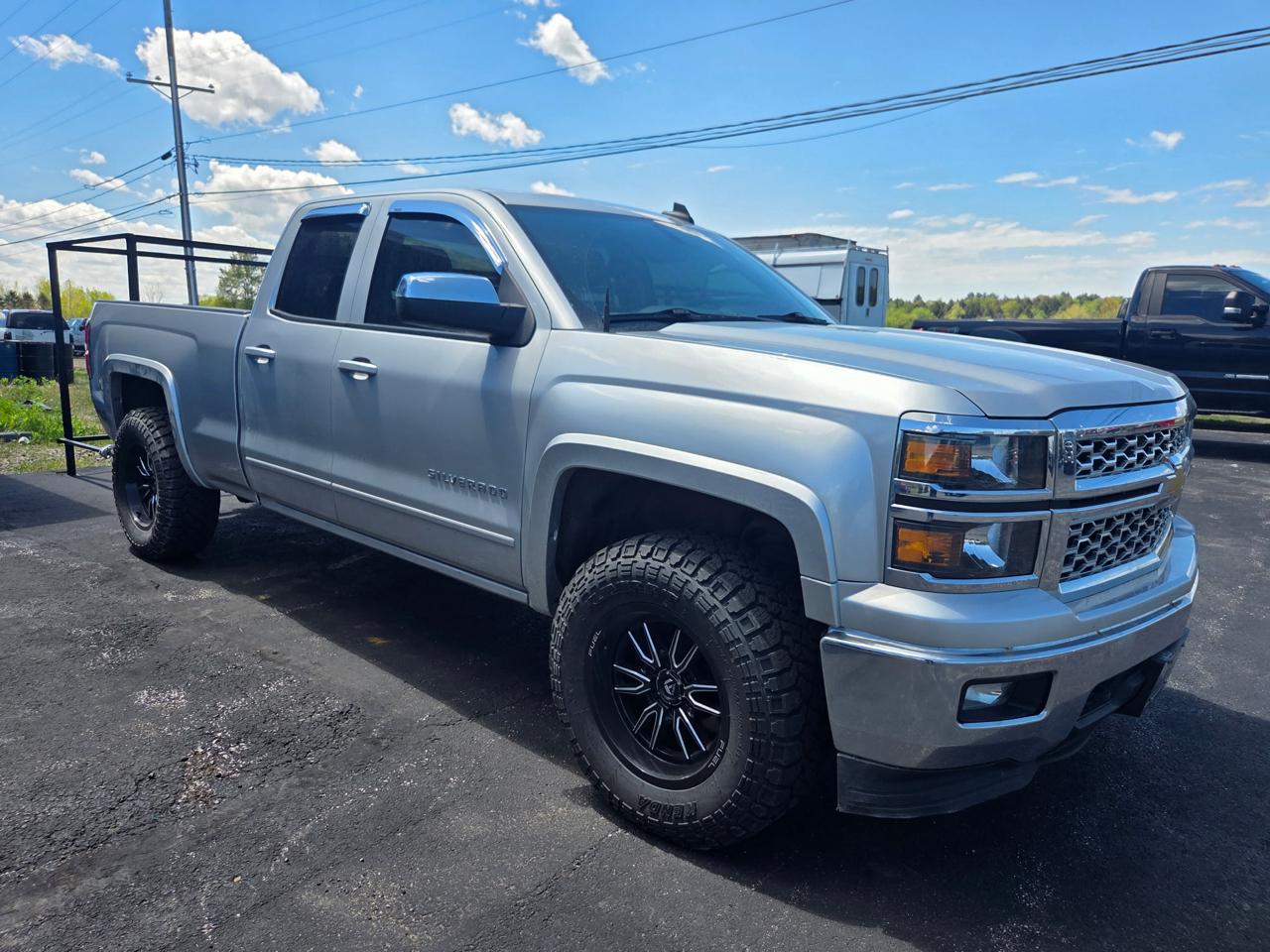 Chevrolet Silverado 1500 4WD Double Cab 143.5" LT w/1LT 2015