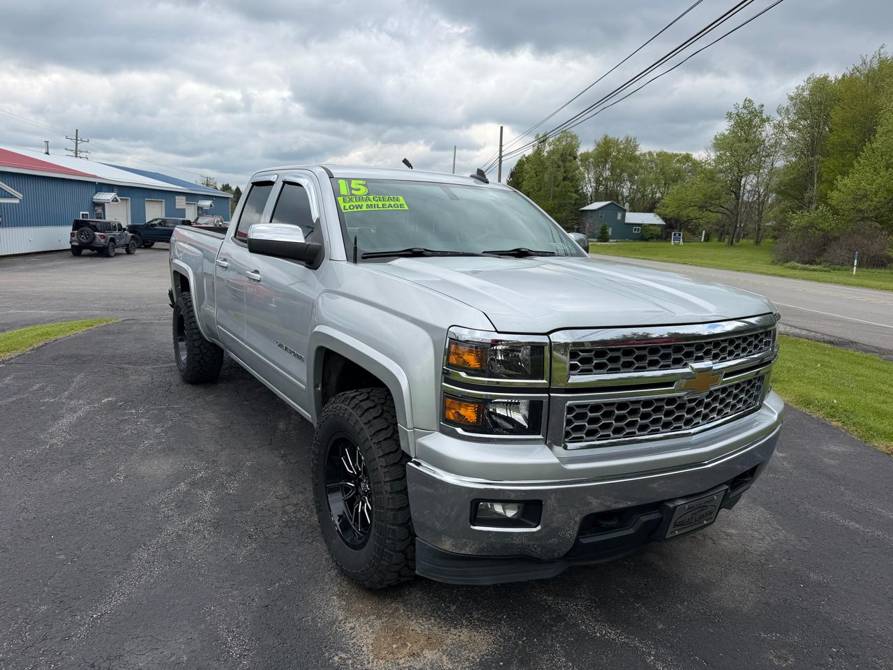 Chevrolet Silverado 1500 4WD Double Cab 143.5" LT w/1LT 2015